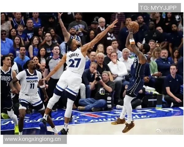 戈贝尔半场表现抢眼7投6中斩获12分7篮板1盖帽多次快攻扣篮展现实力