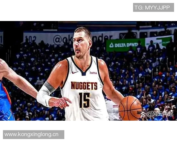 约基奇半场表现抢眼但失误频繁14分4板4助5次失误影响球队节奏